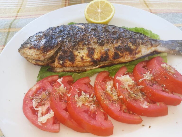 Food at Oasis Taverna